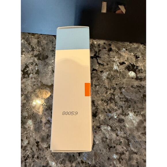 Obagi clinical vitamin c + Arbutin brightening serum 1 oz - Picture 4 of 5